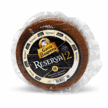 Сир Reserva 12 твердий витриманий Іберіко 12 місяців Garcia Baquero